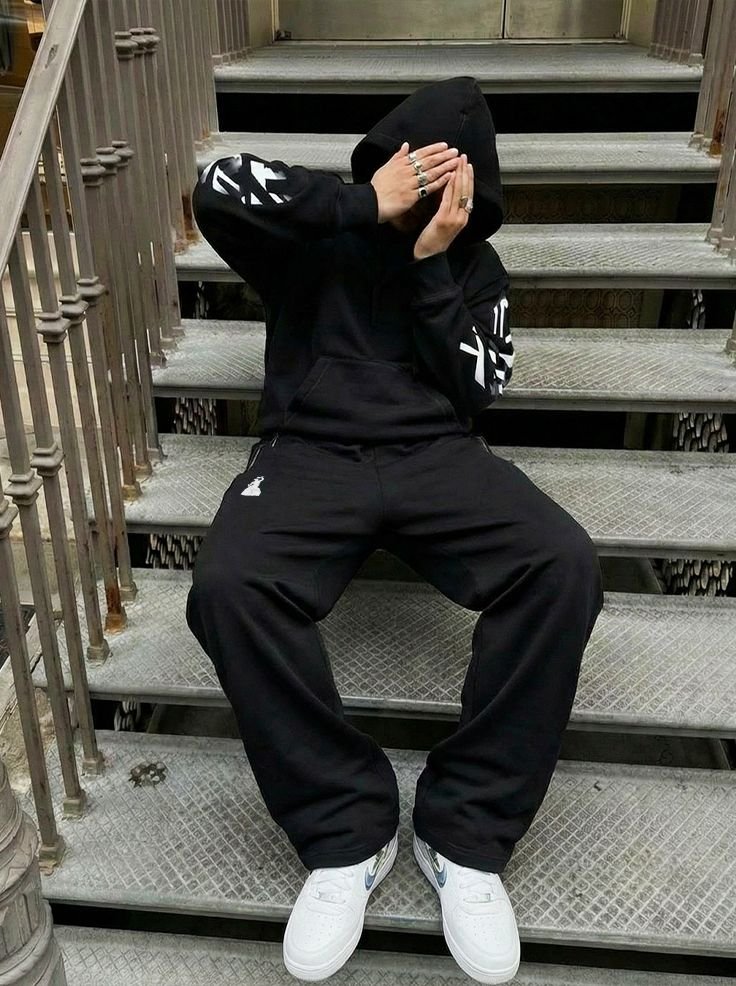 Glowline Co Ord set - Black